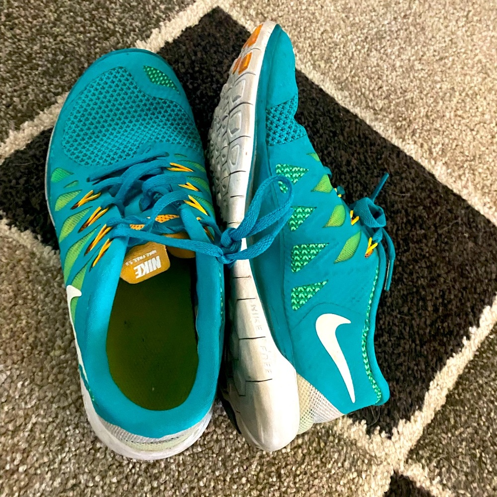 Nike shoes